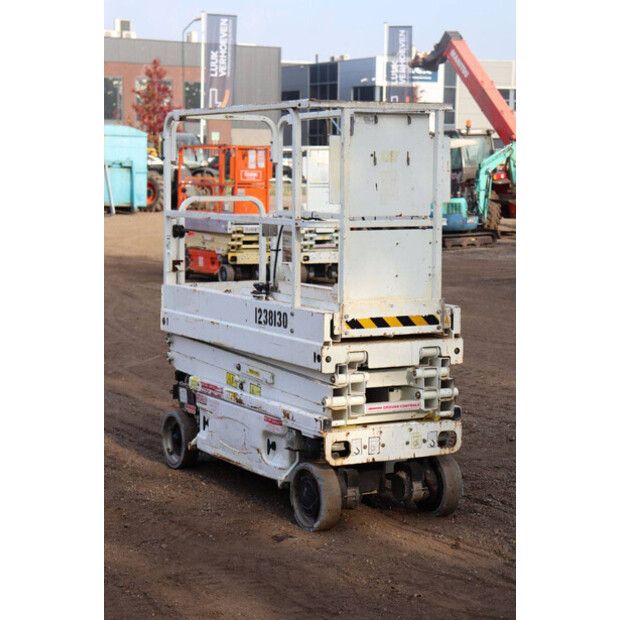 2015 JLG 1930 ES-42605262