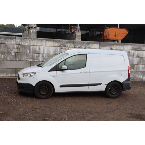 Ford Transit Courier-42605670