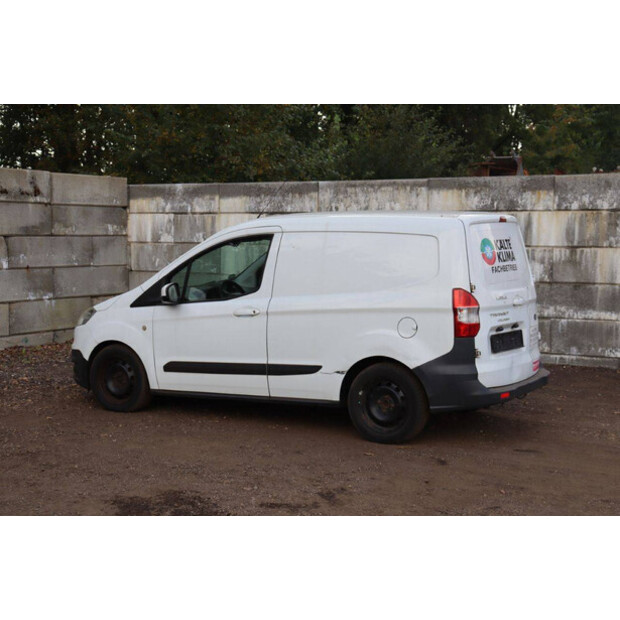 Ford Transit Courier-42605672