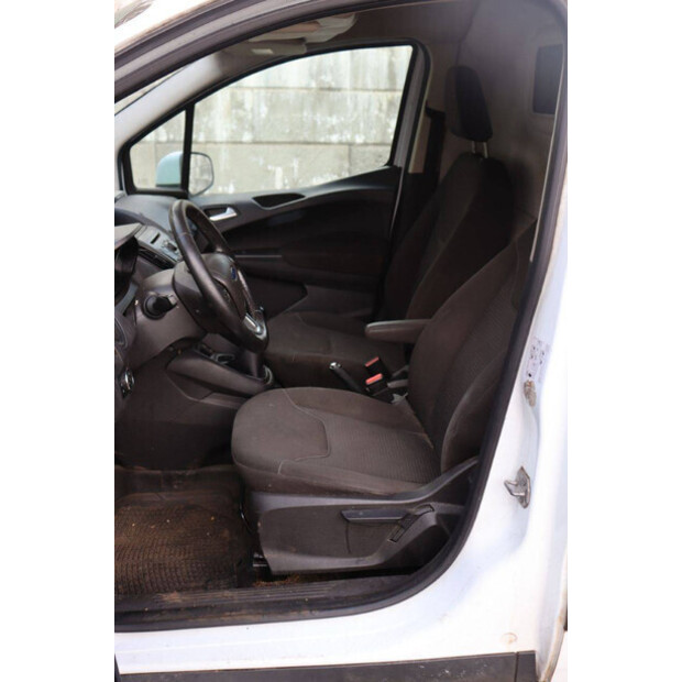Ford Transit Courier-42605689