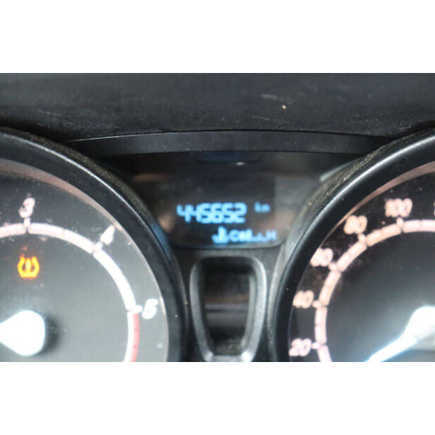 Ford Transit Courier-42605703