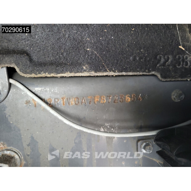 2015 فولفو FH 420-42606317
