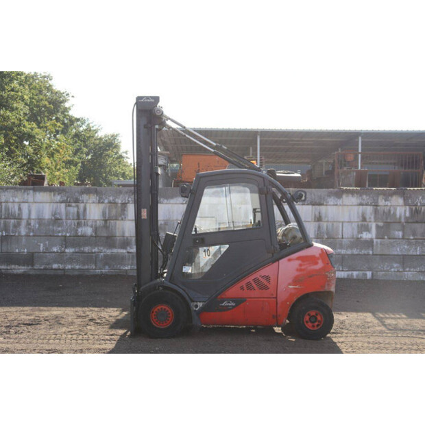 2016 Linde H30CNG-42606401
