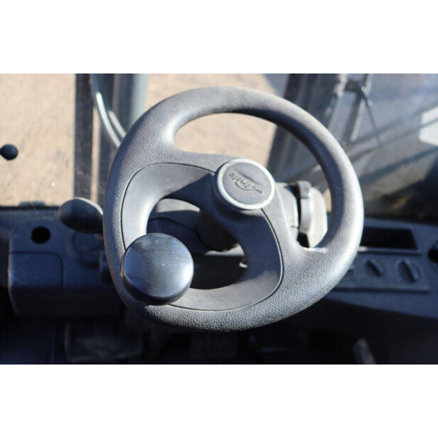 2016 Linde H30CNG-42606423
