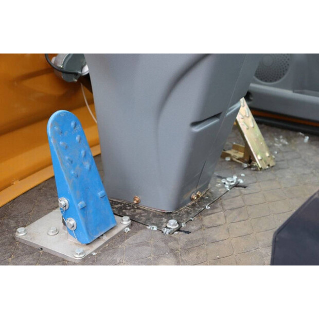 2025 Machpro MP-L300-42606541