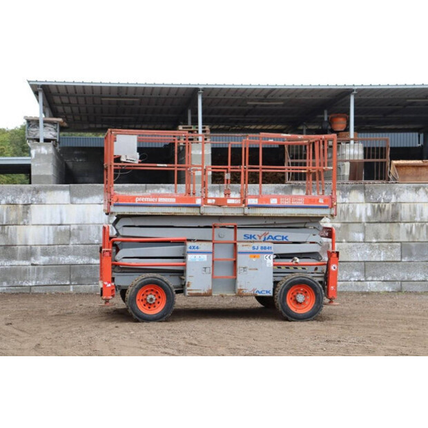 2009 سكايجاك SJ8841-42606547
