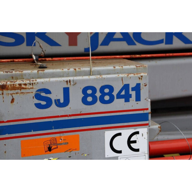 2009 سكايجاك SJ8841-42606561