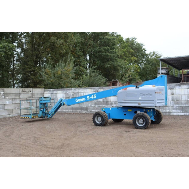 2008 Genie S-45-42607233