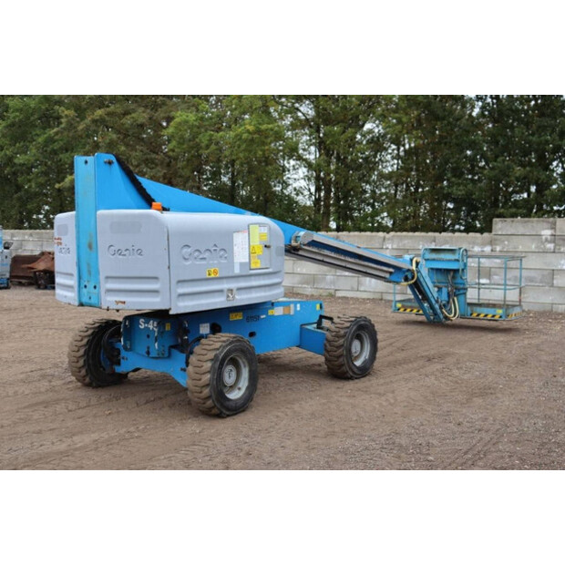 2008 Genie S-45-42607236