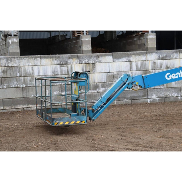 2008 Genie S-45-42607240