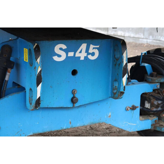 2008 Genie S-45-42607256