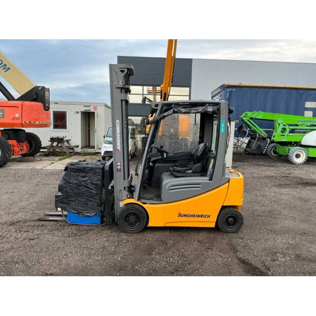 2019 Jungheinrich EFG320-42607531