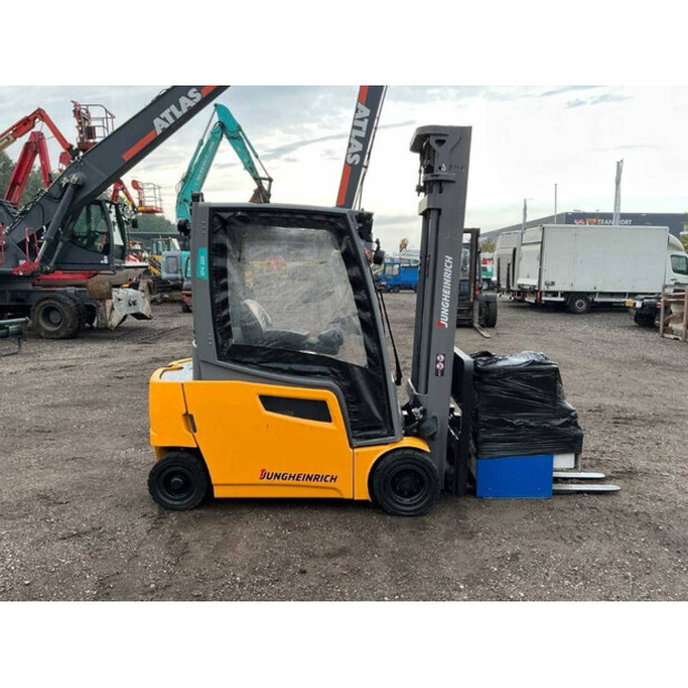 2019 Jungheinrich EFG320-42607537