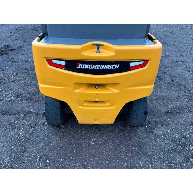 2019 Jungheinrich EFG320-42607539