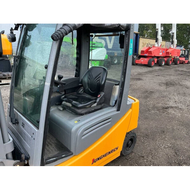 2019 Jungheinrich EFG320-42607545