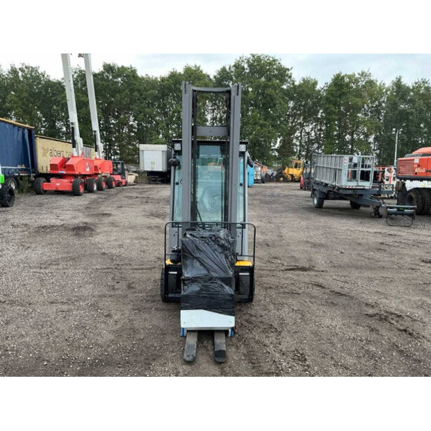 2019 Jungheinrich EFG320-42607568