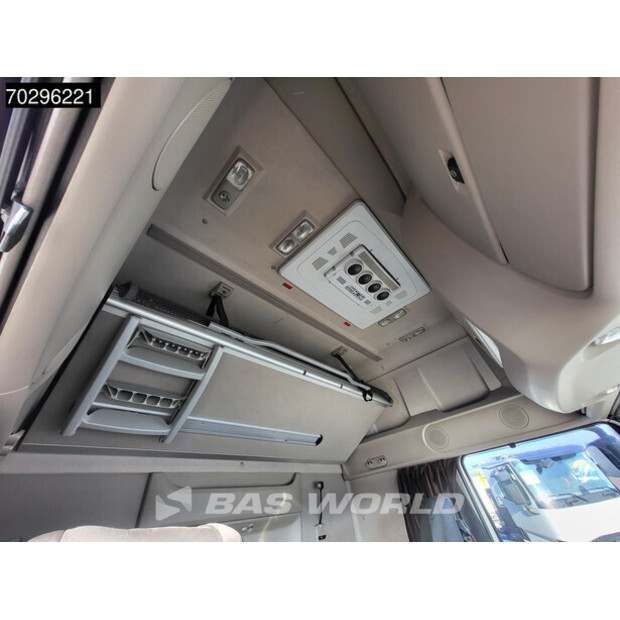 2018 داف XF 480-42607821