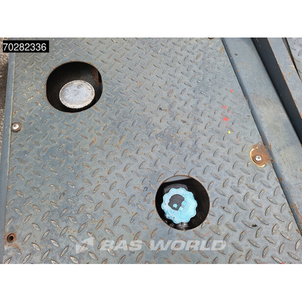 2002 MOL YT200-42621544