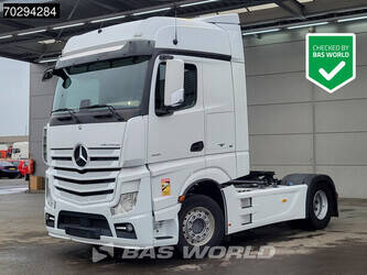 صورة ل رؤوس شاحنات 2015 مرسيدس بنز ACTROS 1851