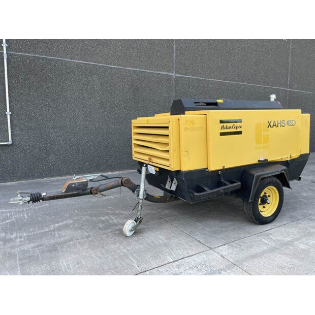 2004 Atlas-Copco XAHS 186 DD - N-42622639