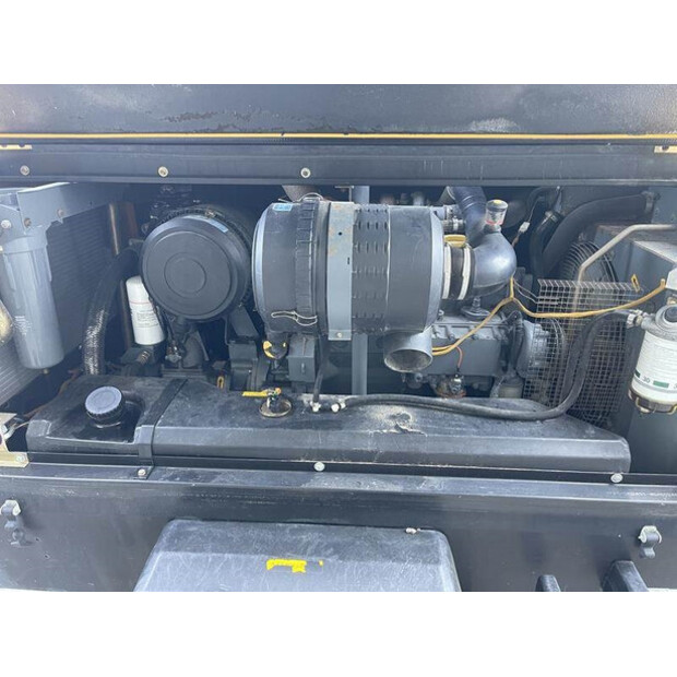 2004 Atlas-Copco XAHS 186 DD - N-42622643