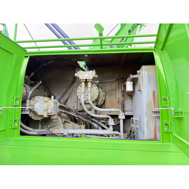 1996 KOBELCO BM700-42625806
