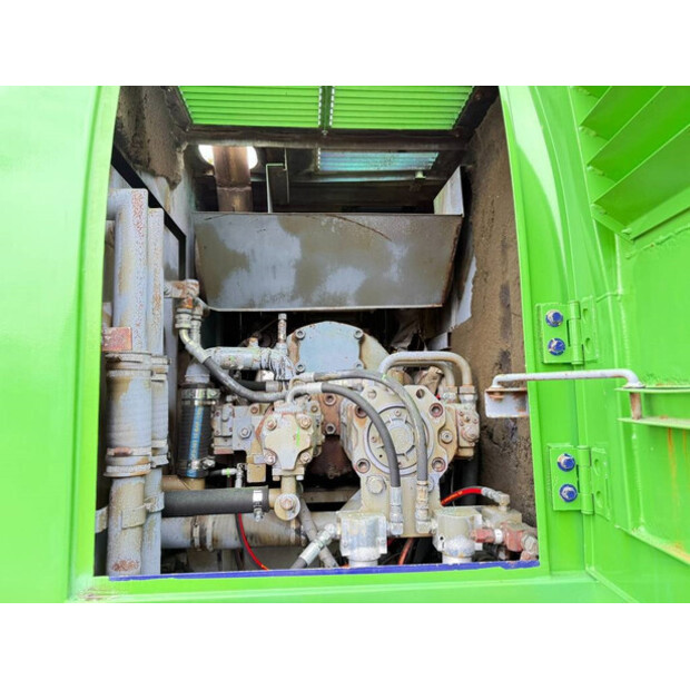1996 KOBELCO BM700-42625807