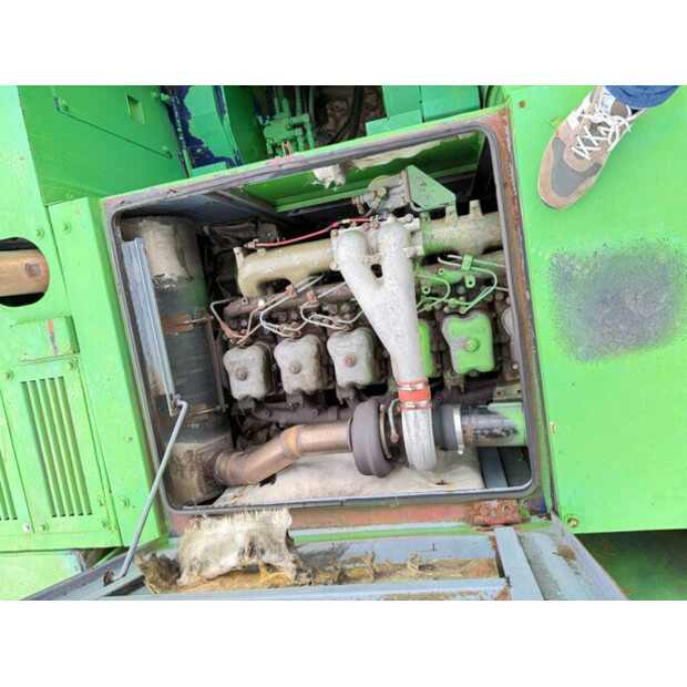 1996 KOBELCO BM700-42625811