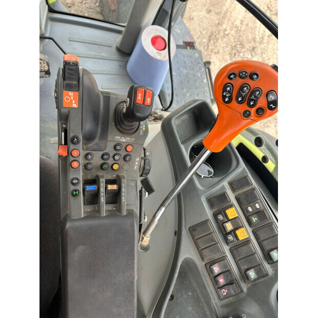 2022 CLAAS Axion 850-42625836