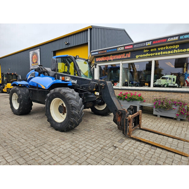 2004 New Holland LM435A-42625848