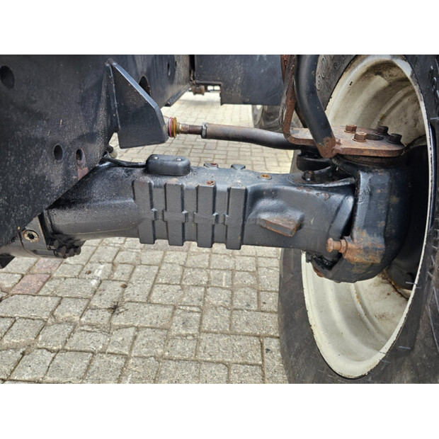 2004 New Holland LM435A-42625860