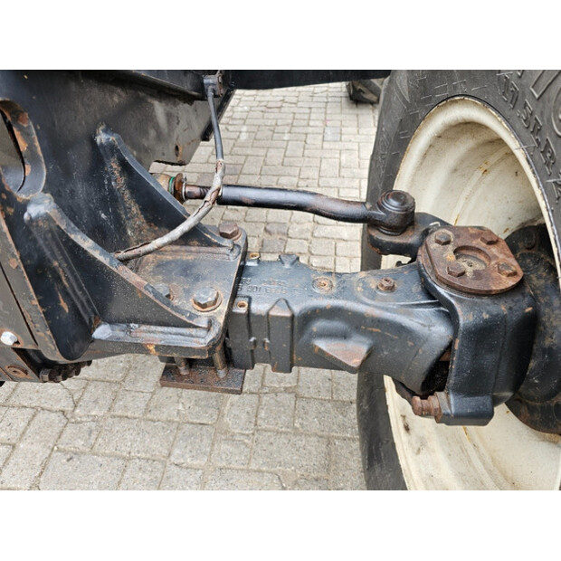 2004 New Holland LM435A-42625863