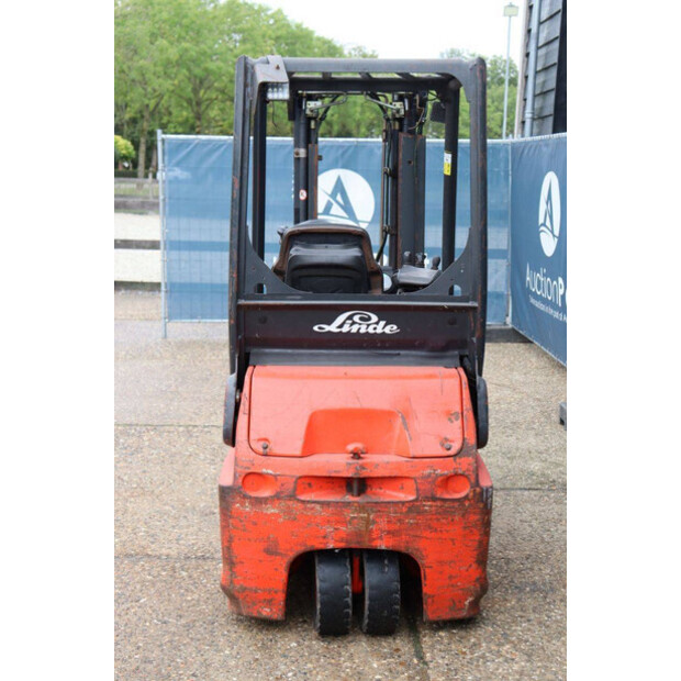 2002 ليندي E16-02-42639812