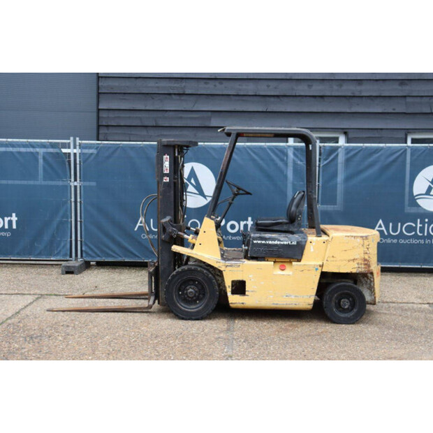 1989 Hyster H2.50XL-42639881