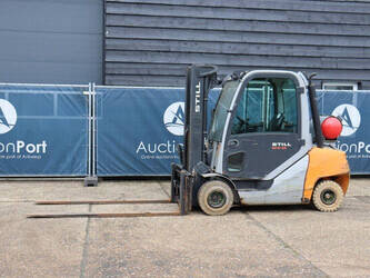Image for FORKLIFTS 2018 Still RX70-35T