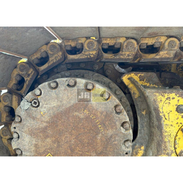 2016 كوماتسو D61PXI-24-42640275