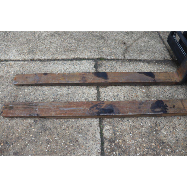2012 Linde H80D-01/900-42640288