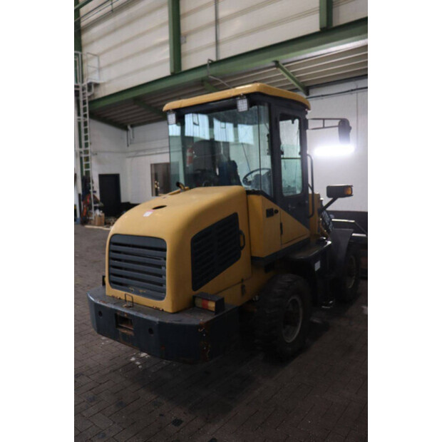 2011 Hytec ZL10A-42641050