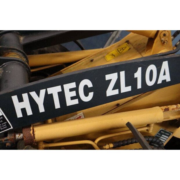 2011 Hytec ZL10A-42641058