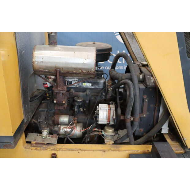 2011 Hytec ZL10A-42641065