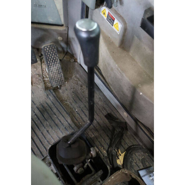 2011 Hytec ZL10A-42641074