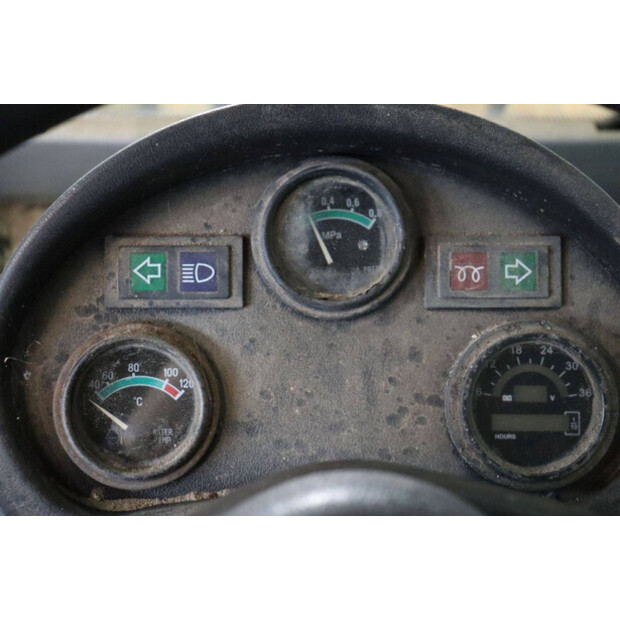 2011 Hytec ZL10A-42641076