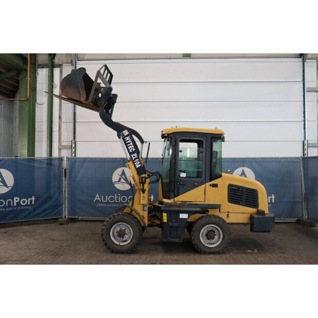 2011 Hytec ZL10A-42641079