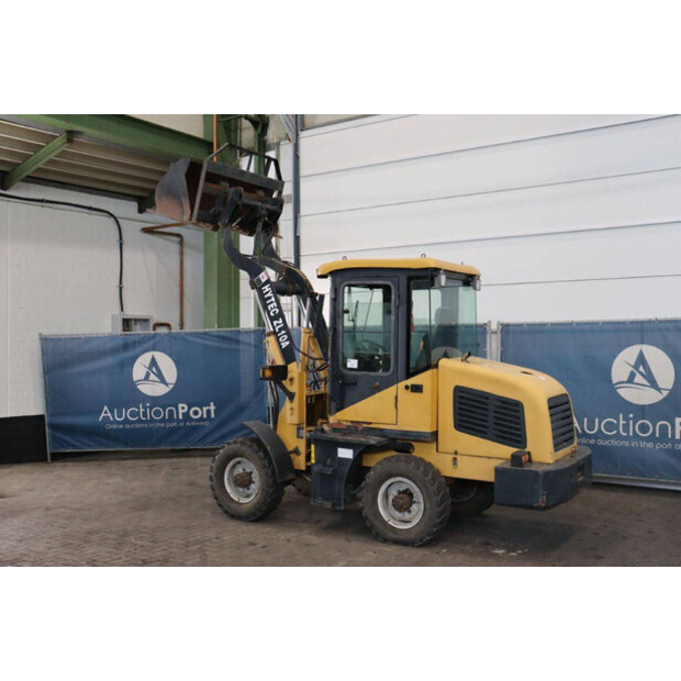 2011 Hytec ZL10A-42641080