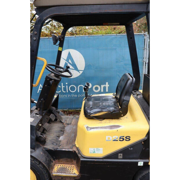 1998 Daewoo D25-3-42641104