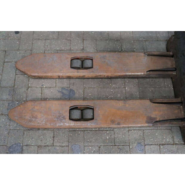 2007 Linde L12-42641129