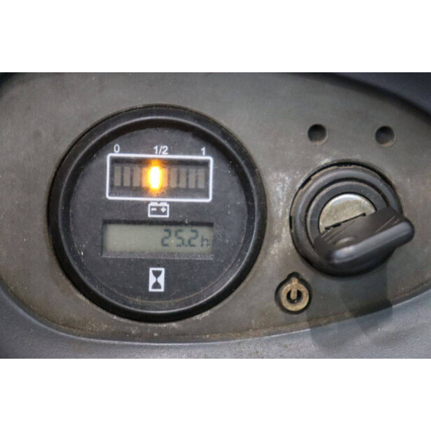 2007 Linde L12-42641135