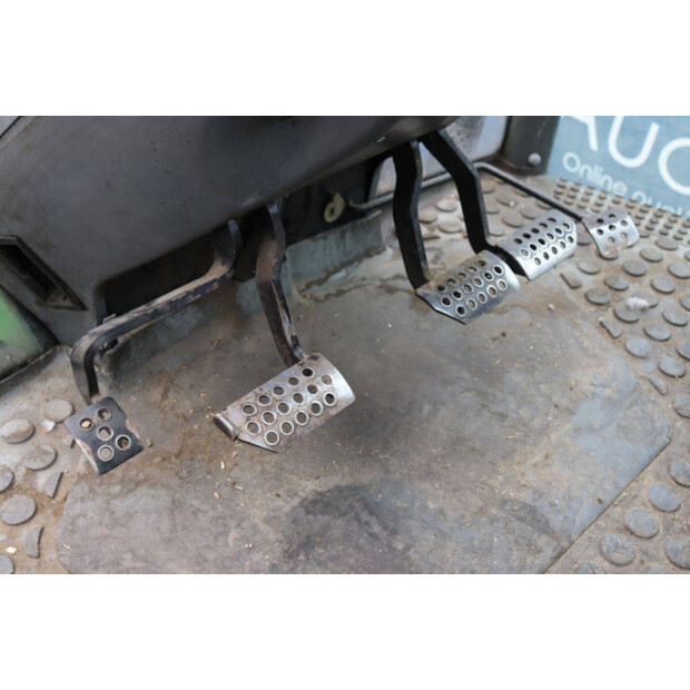 1998 فاهر-دويتس Agrotron 105-42641170