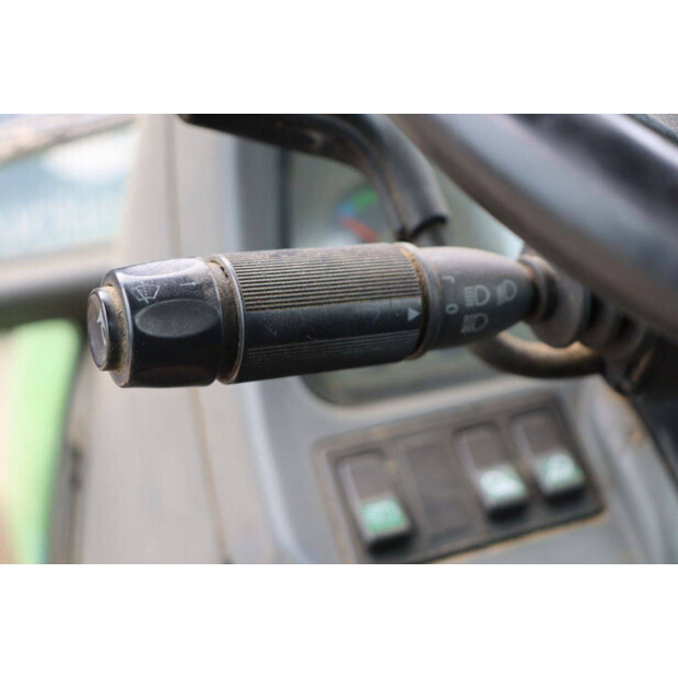 1998 فاهر-دويتس Agrotron 105-42641171