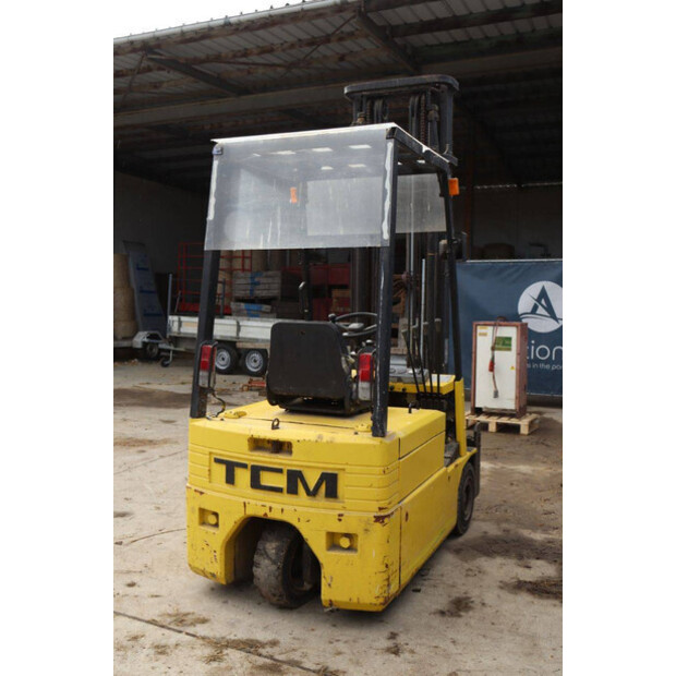 1993 TCM FTB15S2-42641194
